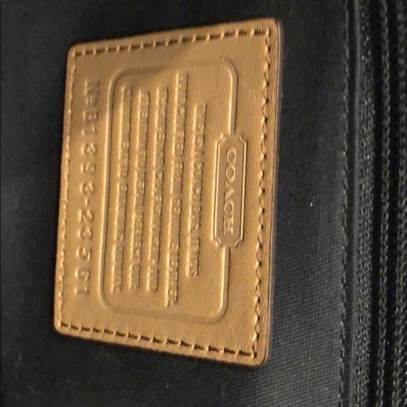 Coach Cross Body - Picture 4 of 5